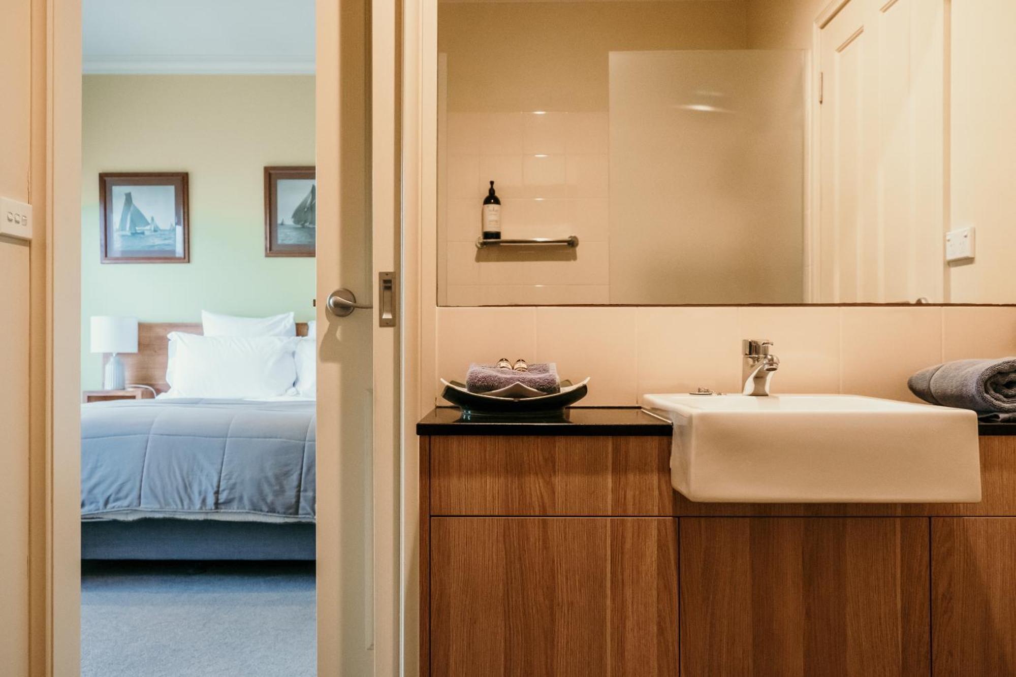 Port Boutique Accommodation 포트페어리 외부 사진
