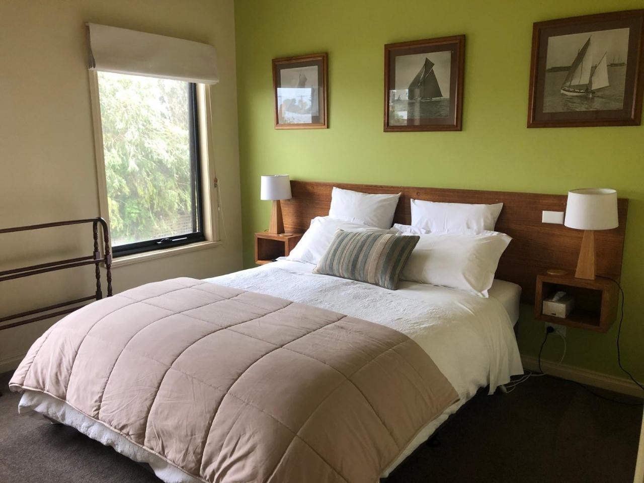 Port Boutique Accommodation 포트페어리 외부 사진